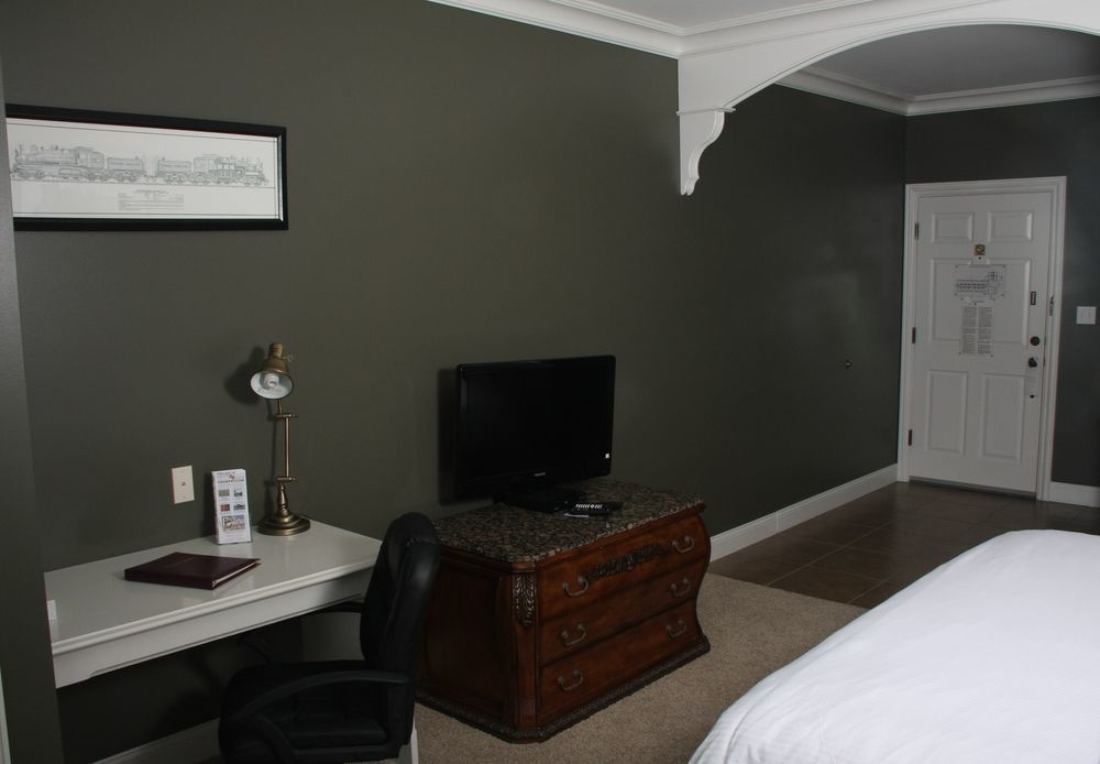Depot Inn & Suites La Plata Eksteriør billede