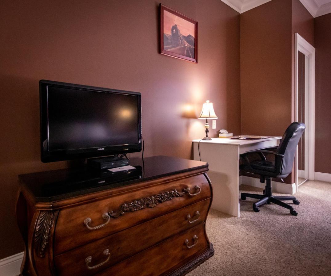 Depot Inn & Suites La Plata Eksteriør billede